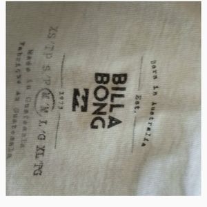 Billabong Tops - Billabong cropped tee shirt Billabong Tops - Billabong cropped tee shirt